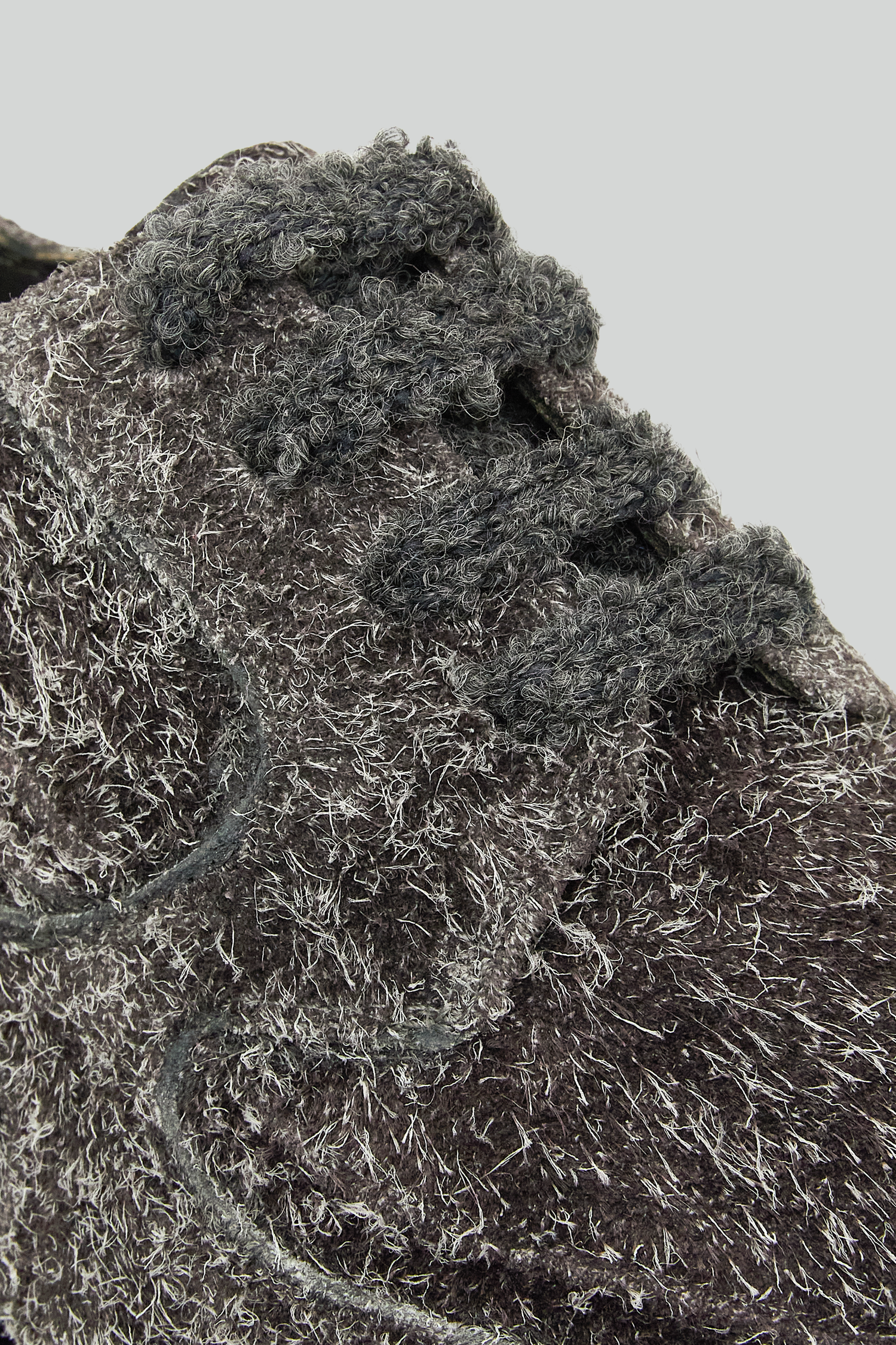 _J.L-A.L_ Tracer Derby J305544-39-Grey quarter detail