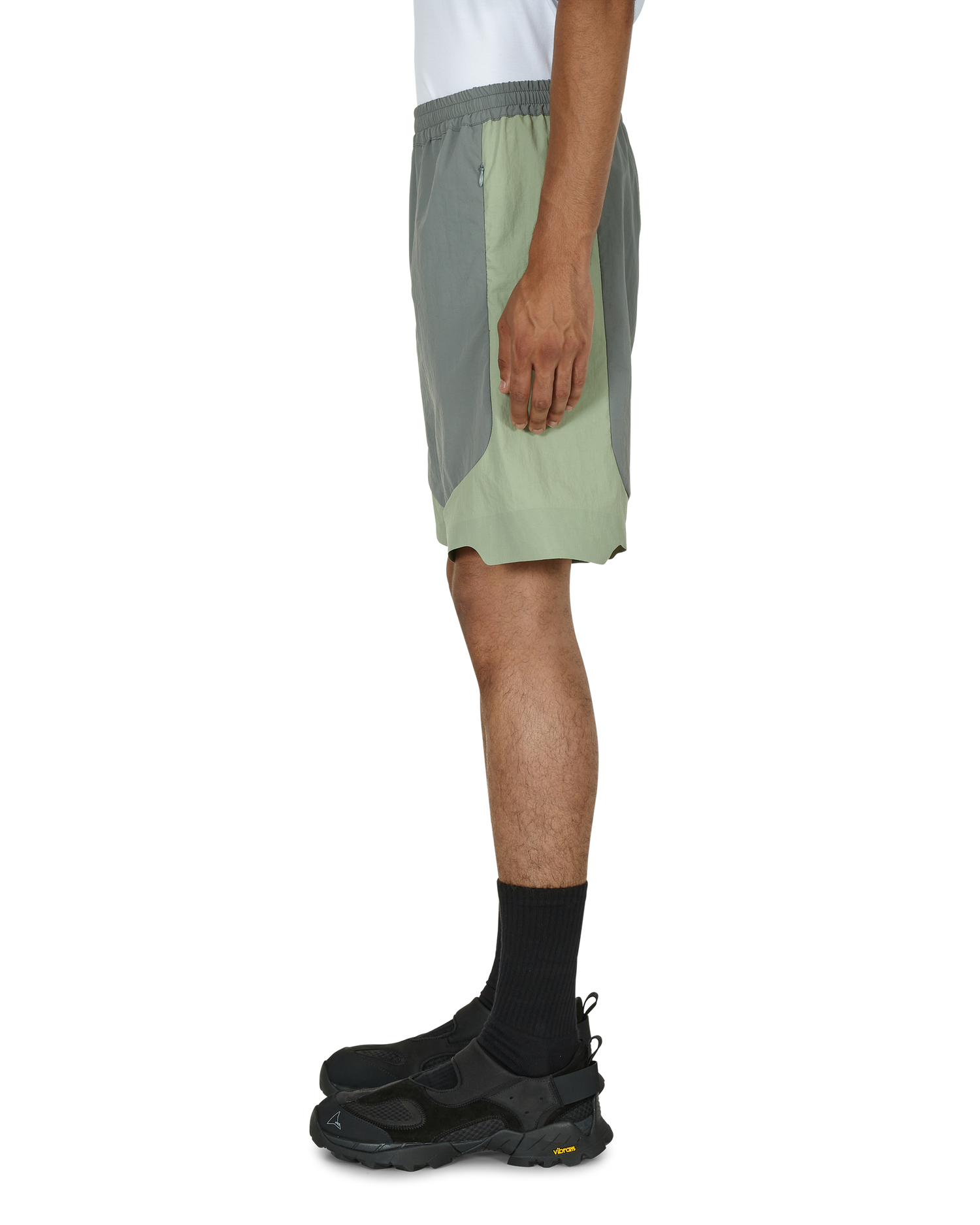 未使用　ワイプロジェクト　LAZY NYLON SHORTS 36 lazy-days-shorts-front.jpg?v=