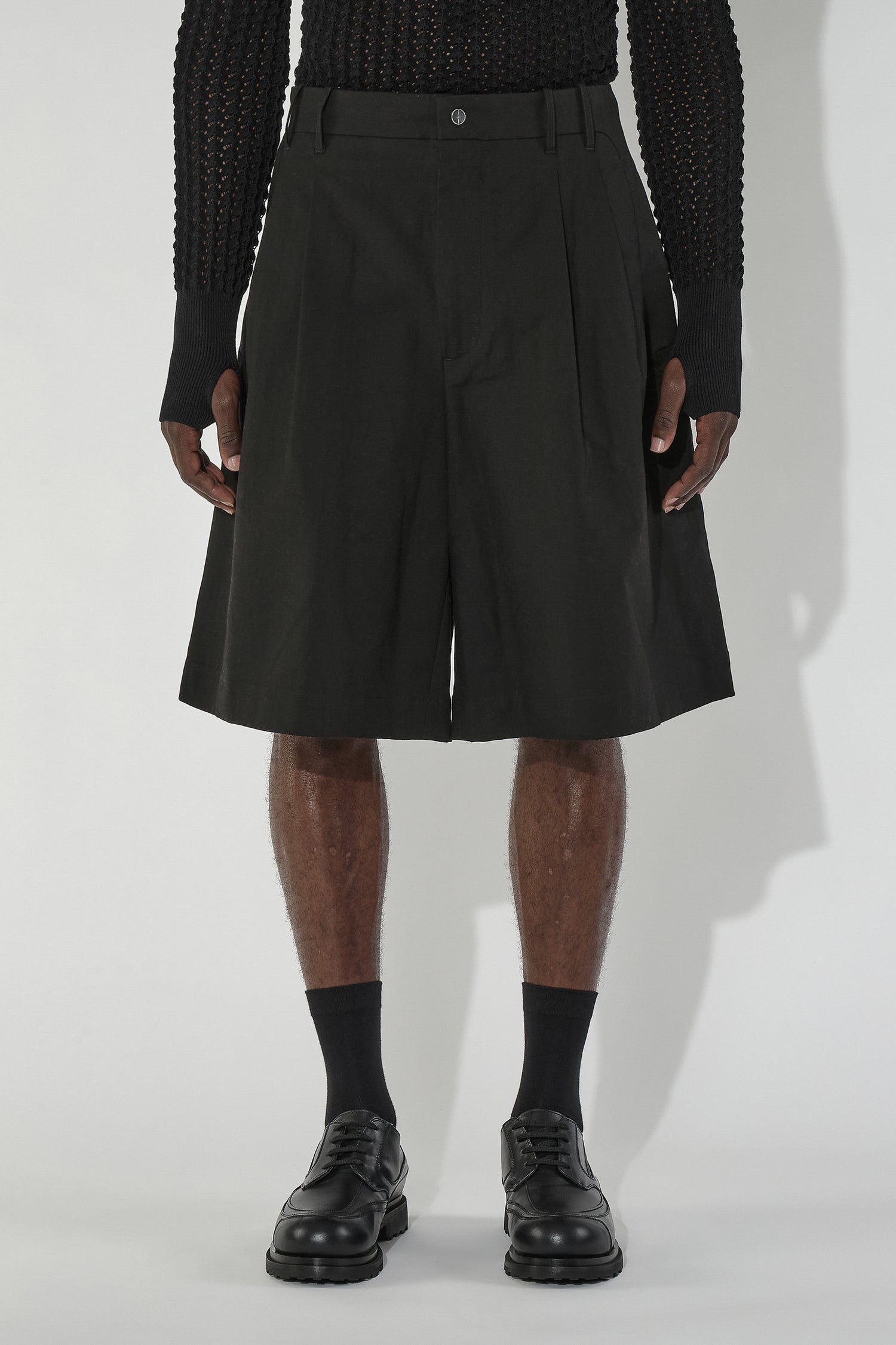 _J.L - A.L_ Static Short J304302-S-Black