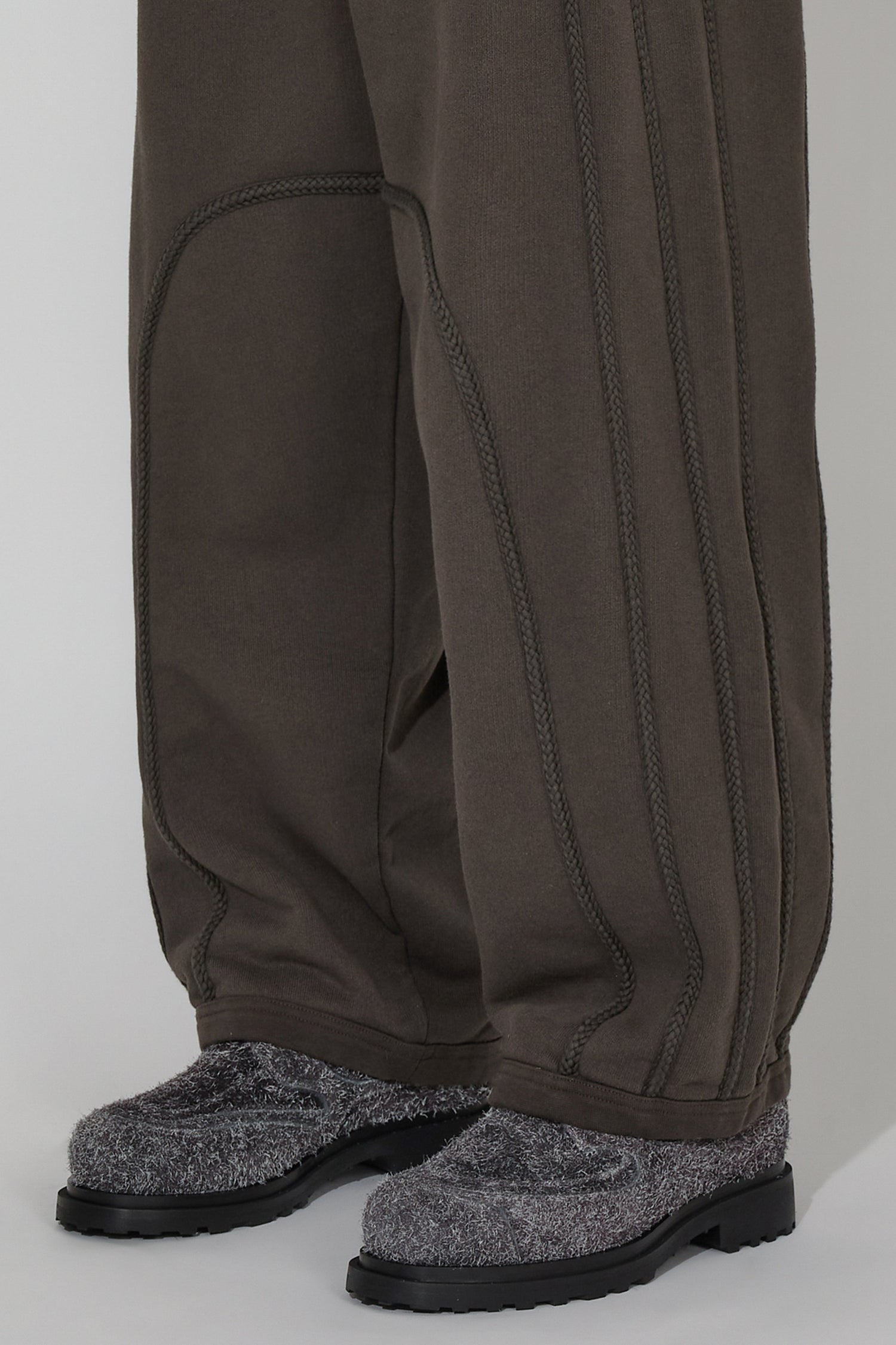 _J.L - A.L_ Plio Sweatpants J300397-L-Grey