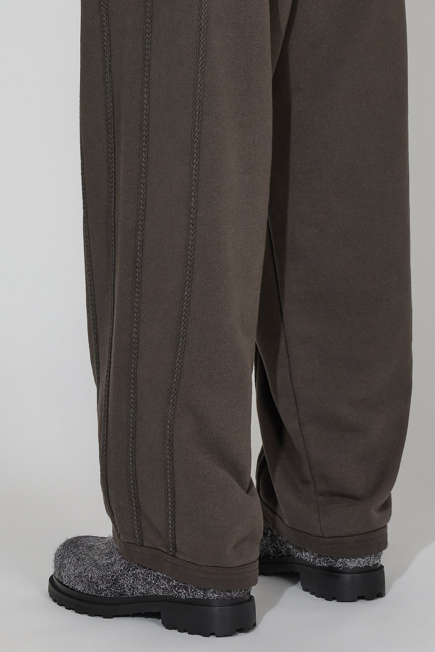 _J.L - A.L_ Plio Sweatpants J300397-L-Grey