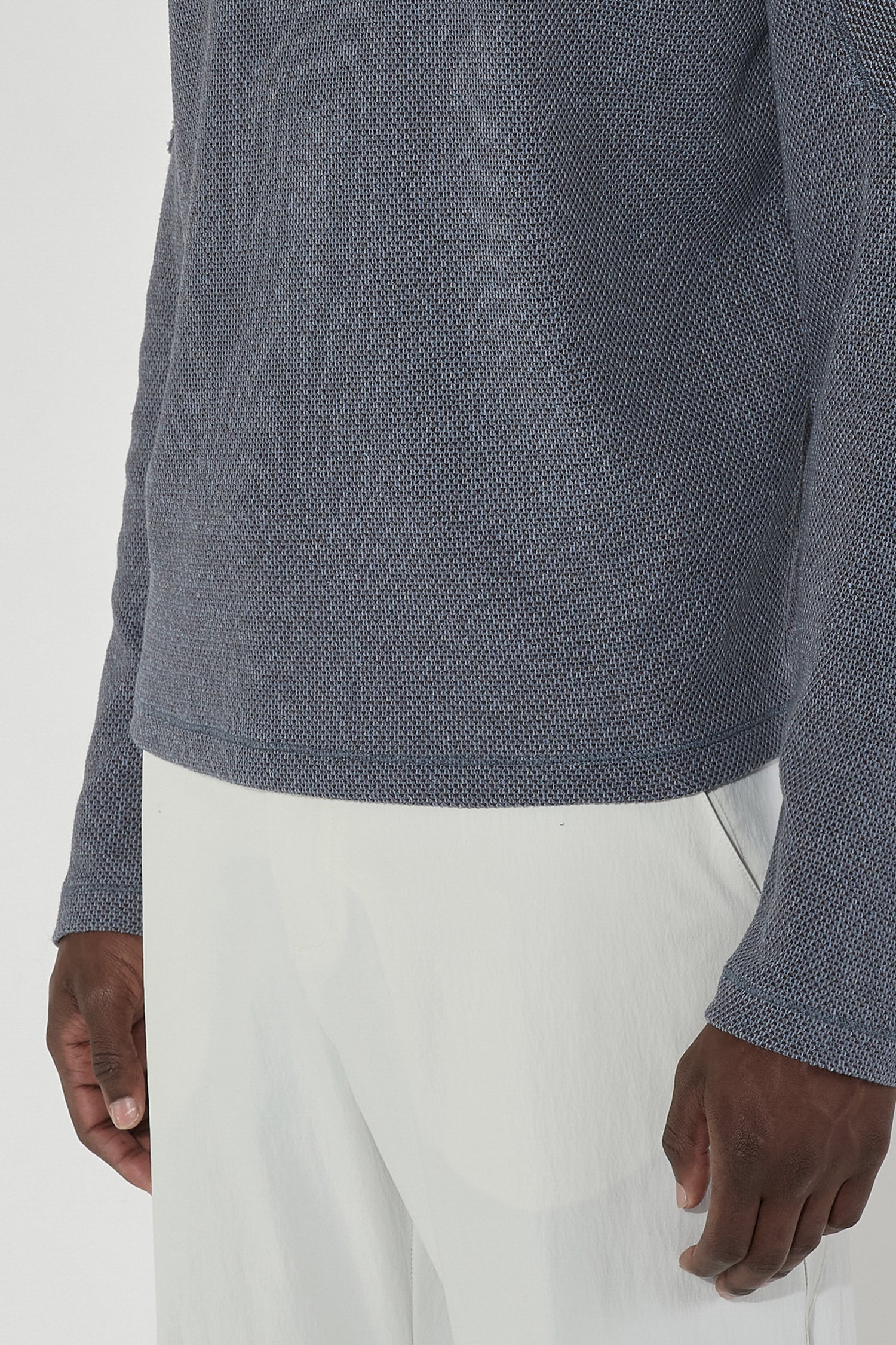 _J.L - A.L_ Crater Longsleeve J300422-L-Blue