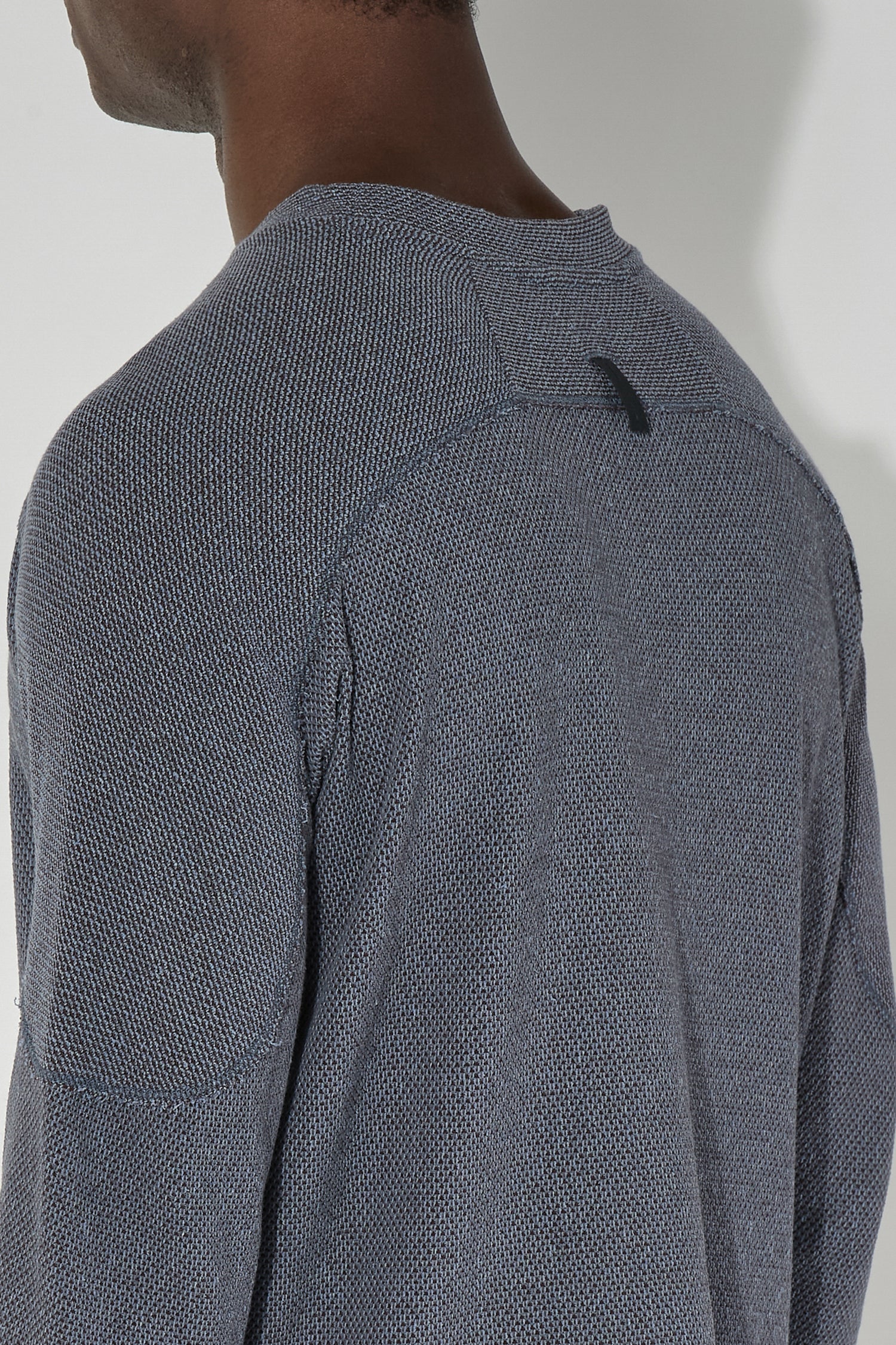 _J.L - A.L_ Crater Longsleeve J300422-L-Blue