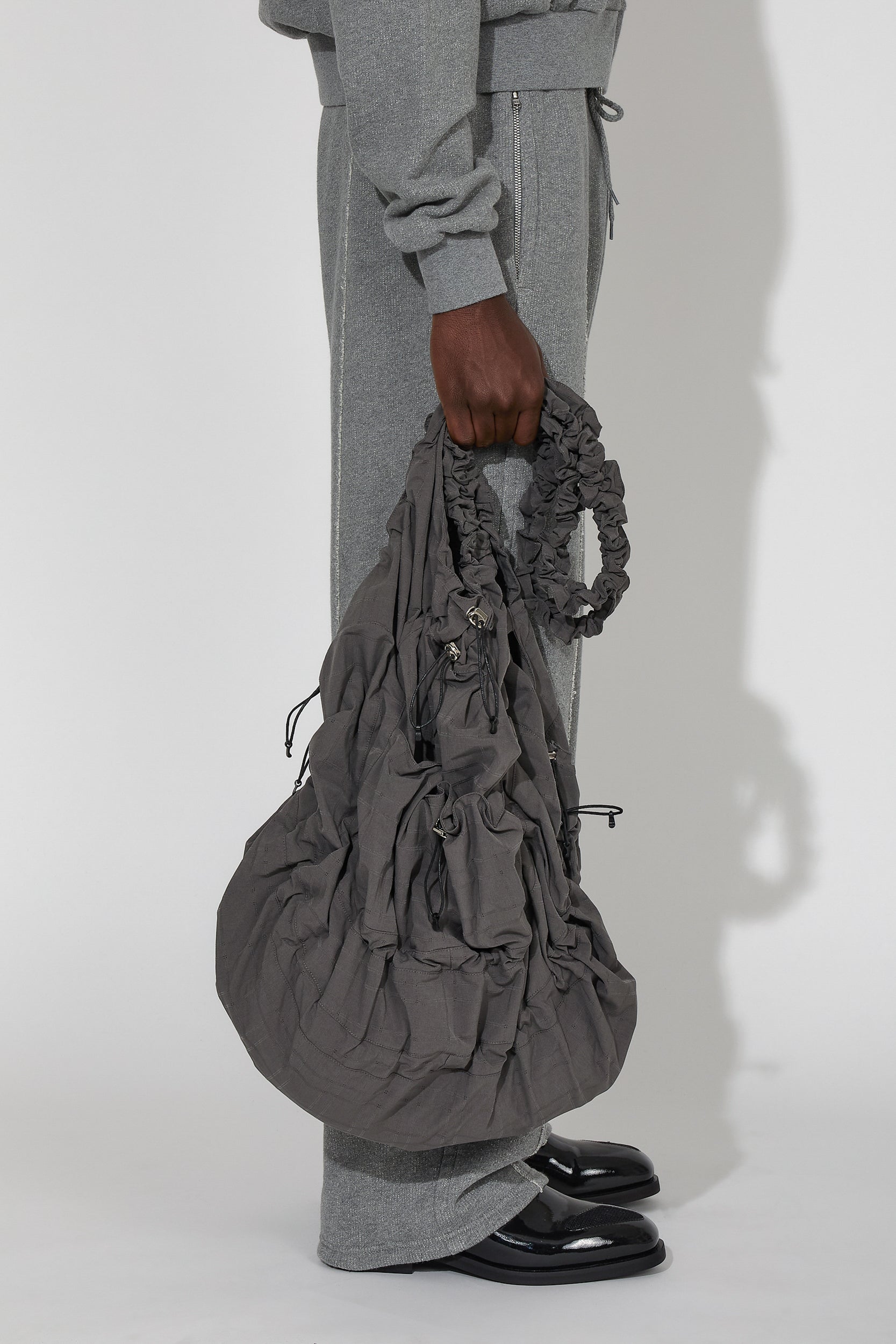 セール商品が満載 Graphite Bag Mica – A.L_ - _J.L バッグ