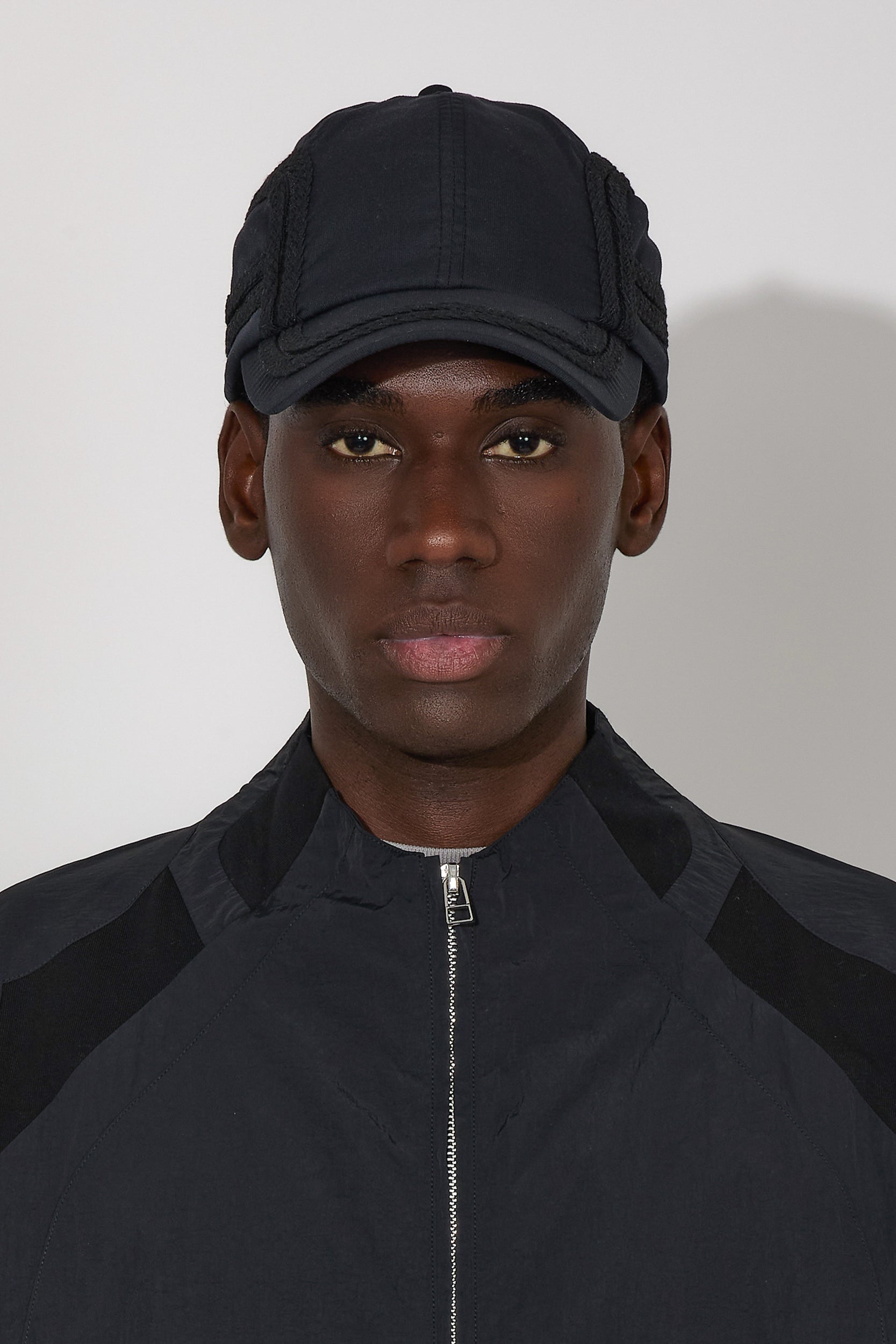 Karst Cap Shungite Black – _J.L-A.L_