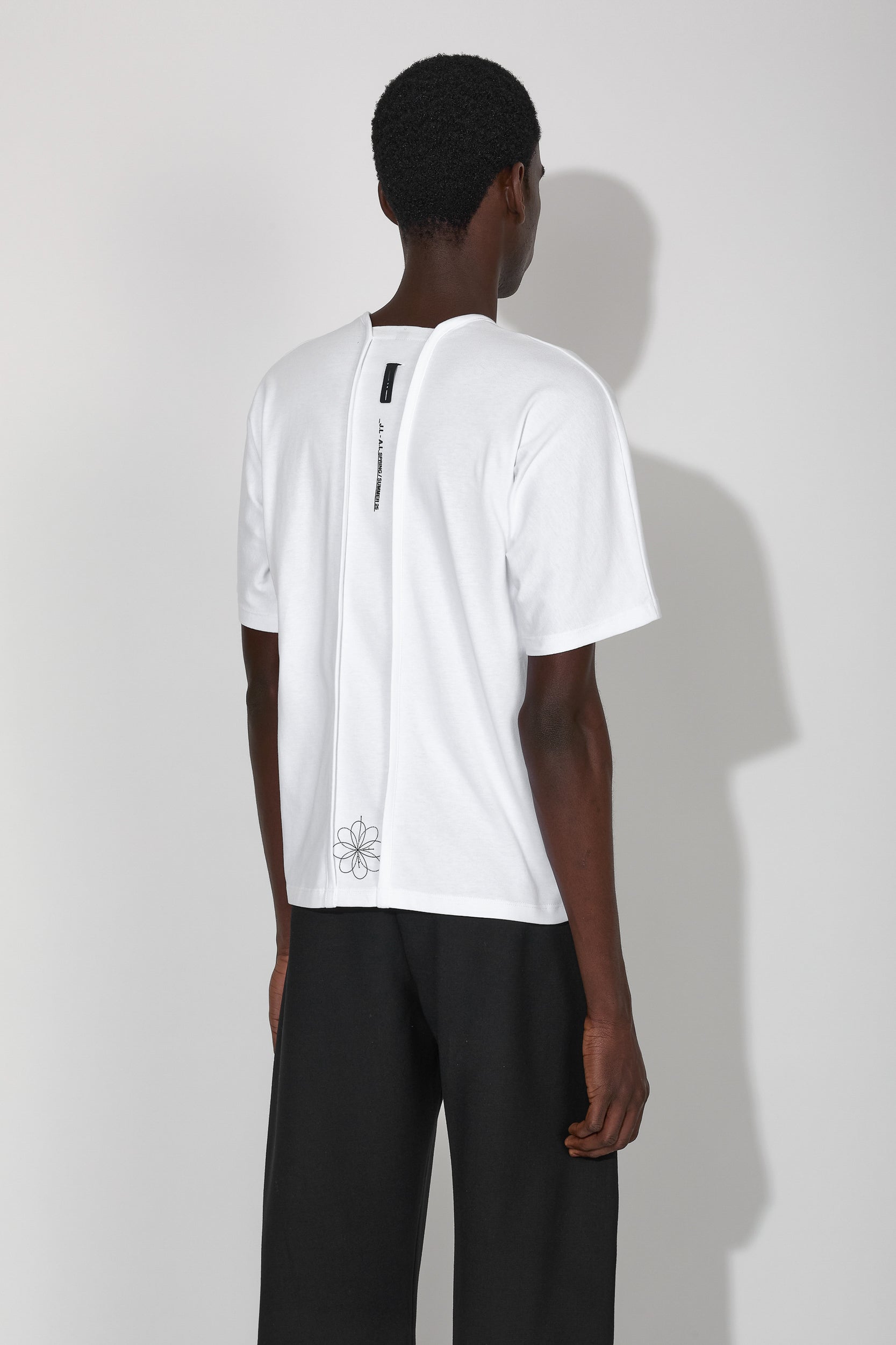Dalma Shortsleeve White – _J.L-A.L_