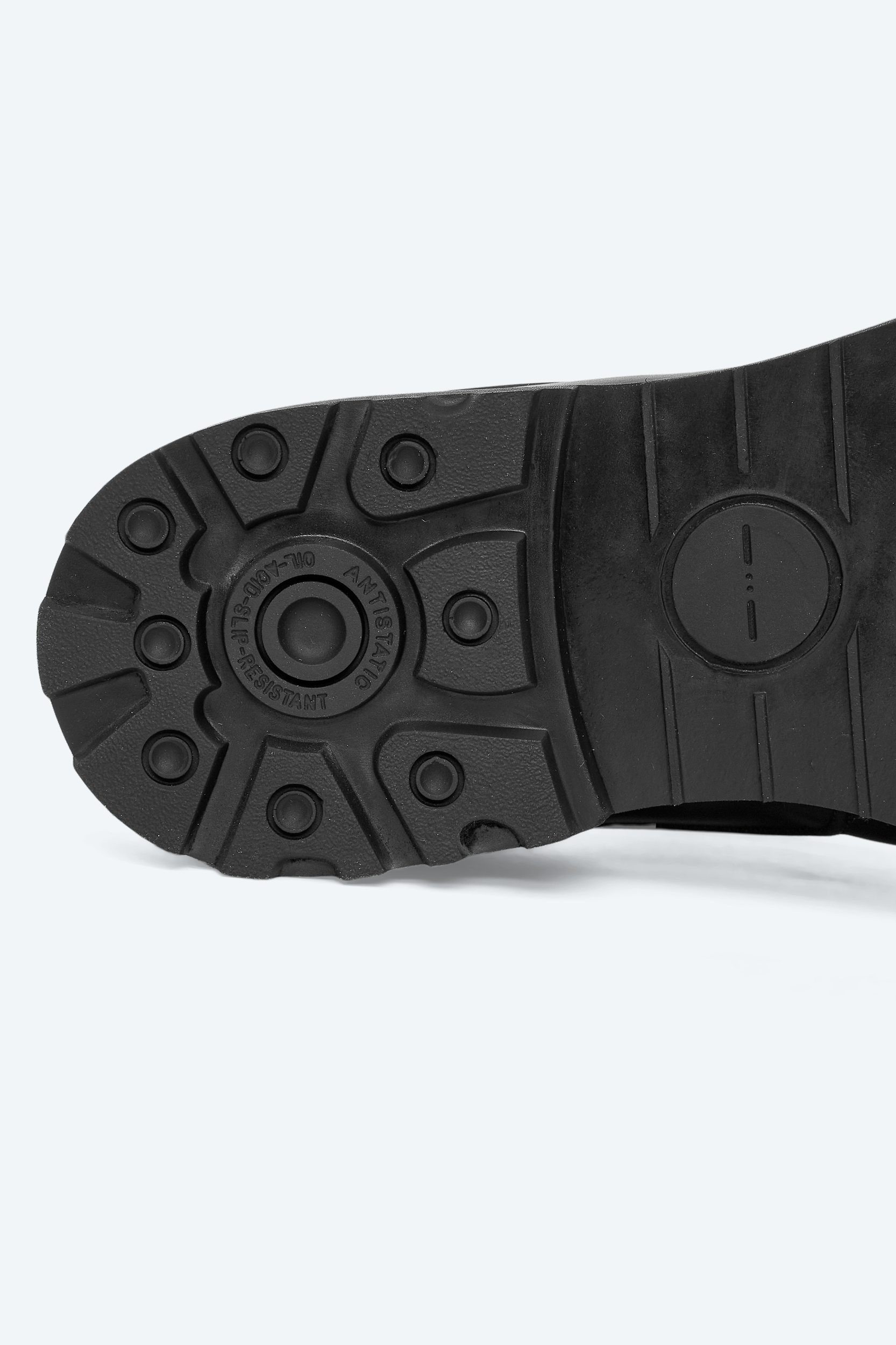 _J.L-A.L_ Tracer Derby J354628-38-Black sole detail