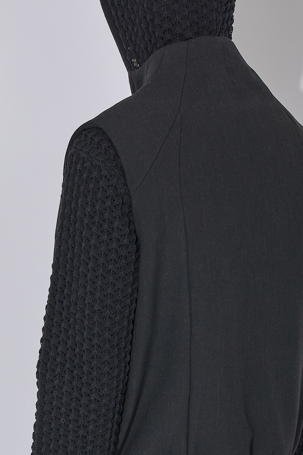_J.L - A.L_ Uvas Gilet J315073-S-Black
