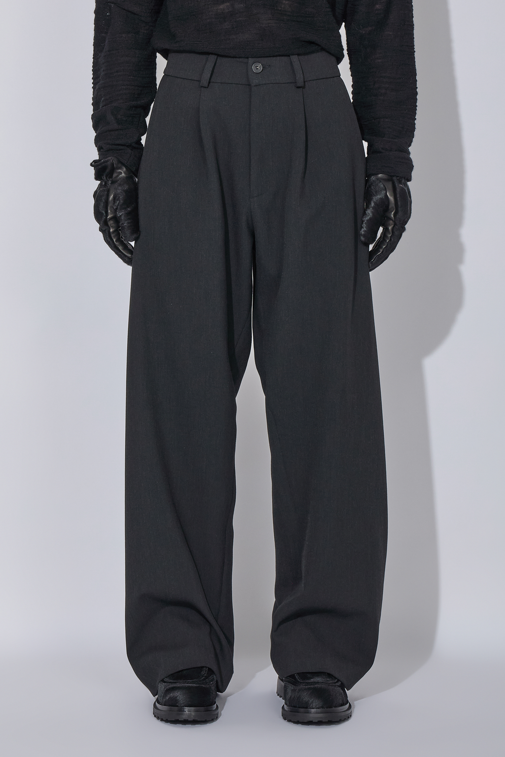 _J.L - A.L_ Uvas Trousers J315074-S-Black 2