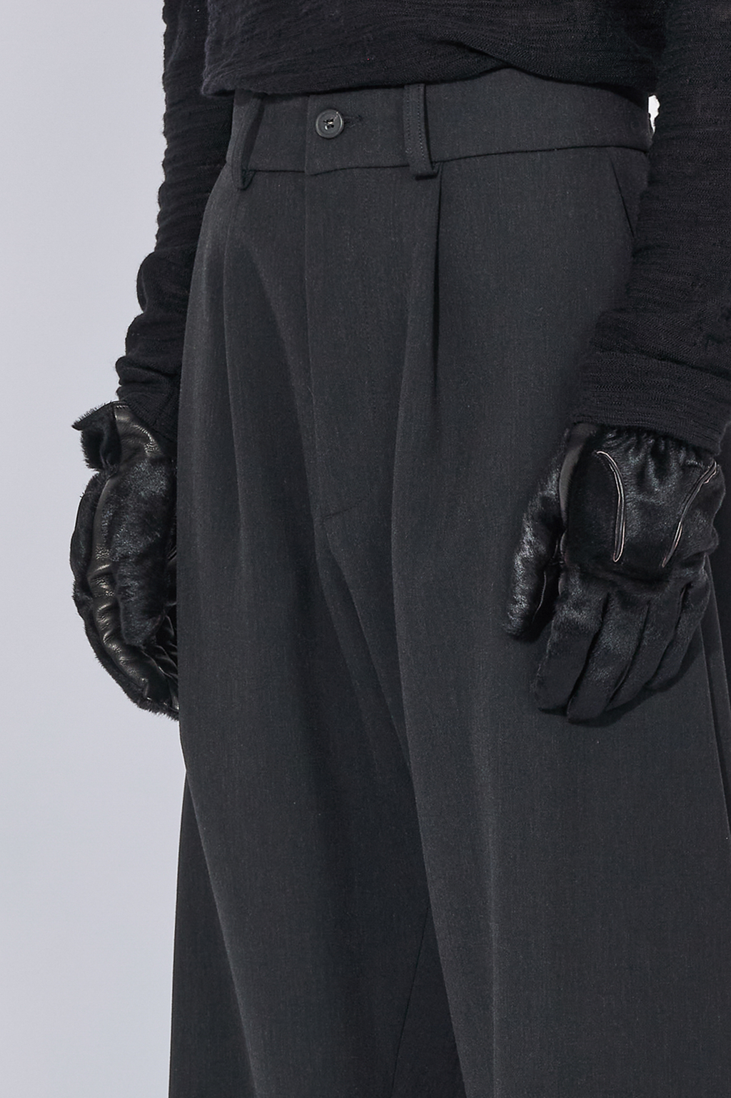 _J.L - A.L_ Uvas Trousers J315074-S-Black