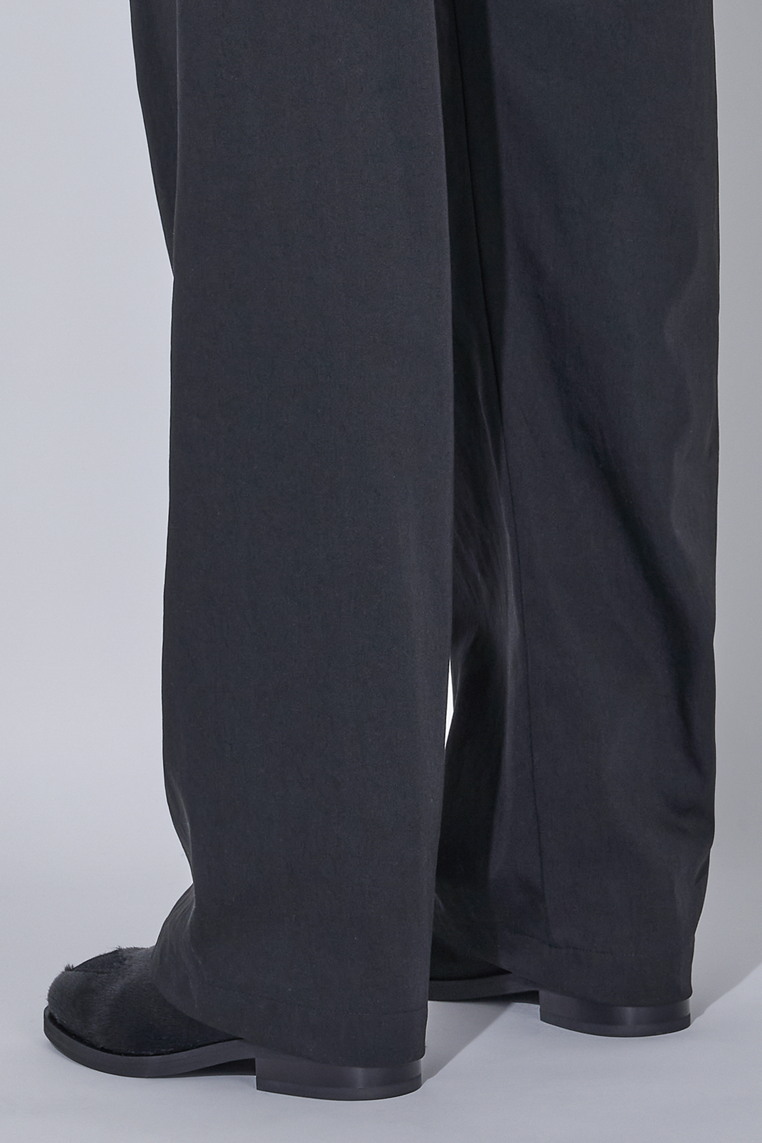 _J.L - A.L_ Draag Trousers J315228-S-Black
