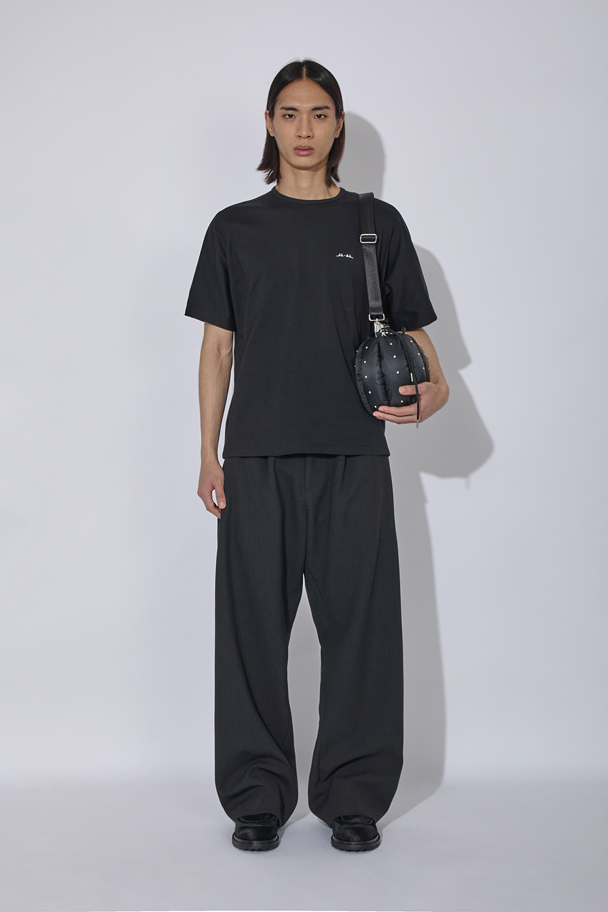 _J.L-A.L_ Dalma Tshirt J315708-S-Black front