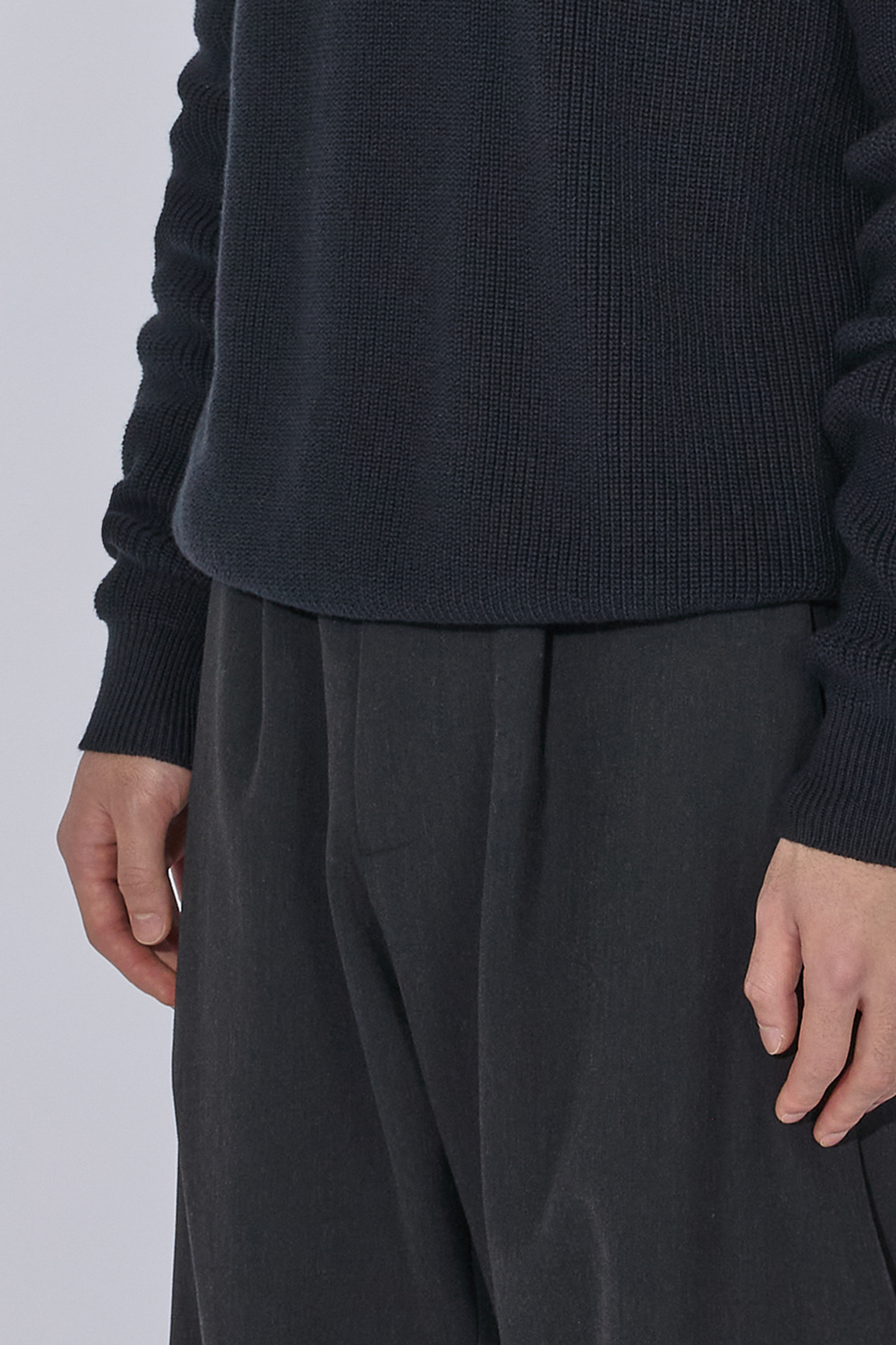 _J.L - A.L_ Strom Knit J315779-S-Black
