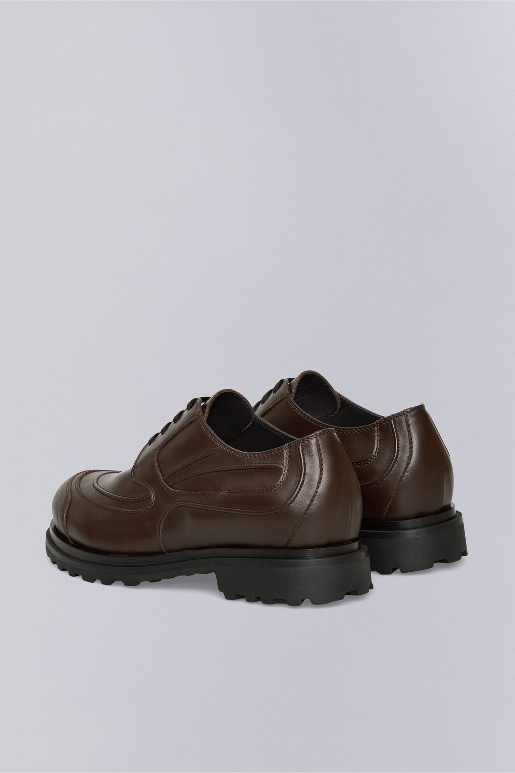 _J.L - A.L_ Tracer Derby J317064-39-Brown back 3/4