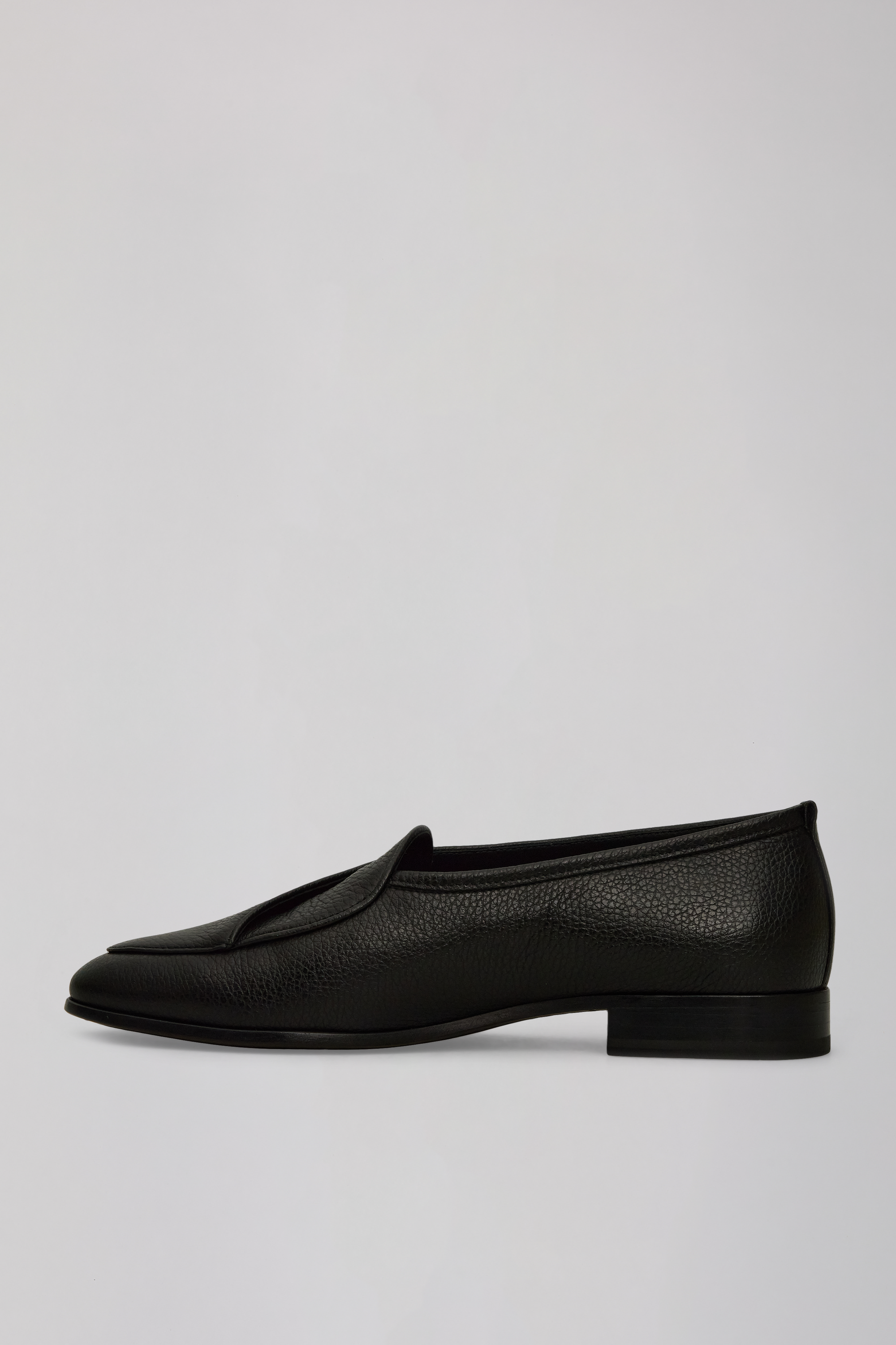_J.L-A.L_ Shin Loafer J326829-38-Black left side