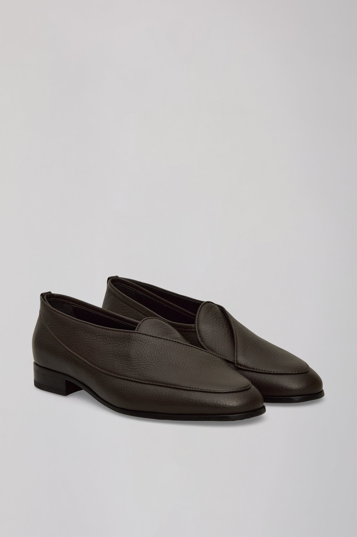 _J.L-A.L_ Shin Loafer J326830-38-Brown front 3/4