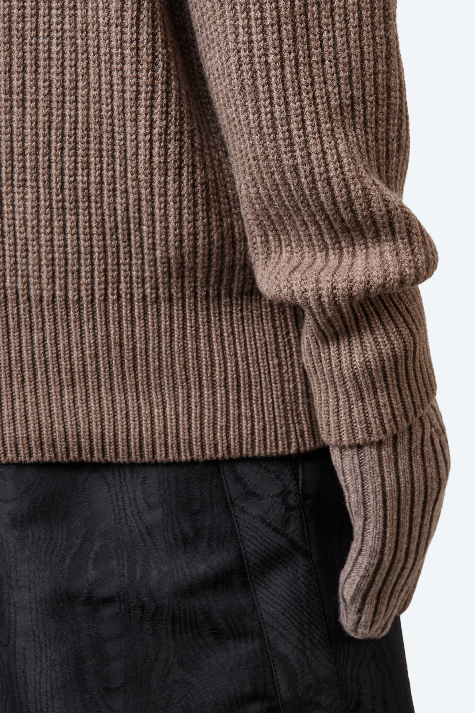 _J.L-A.L_ Garland Knit J349334-S-Brown