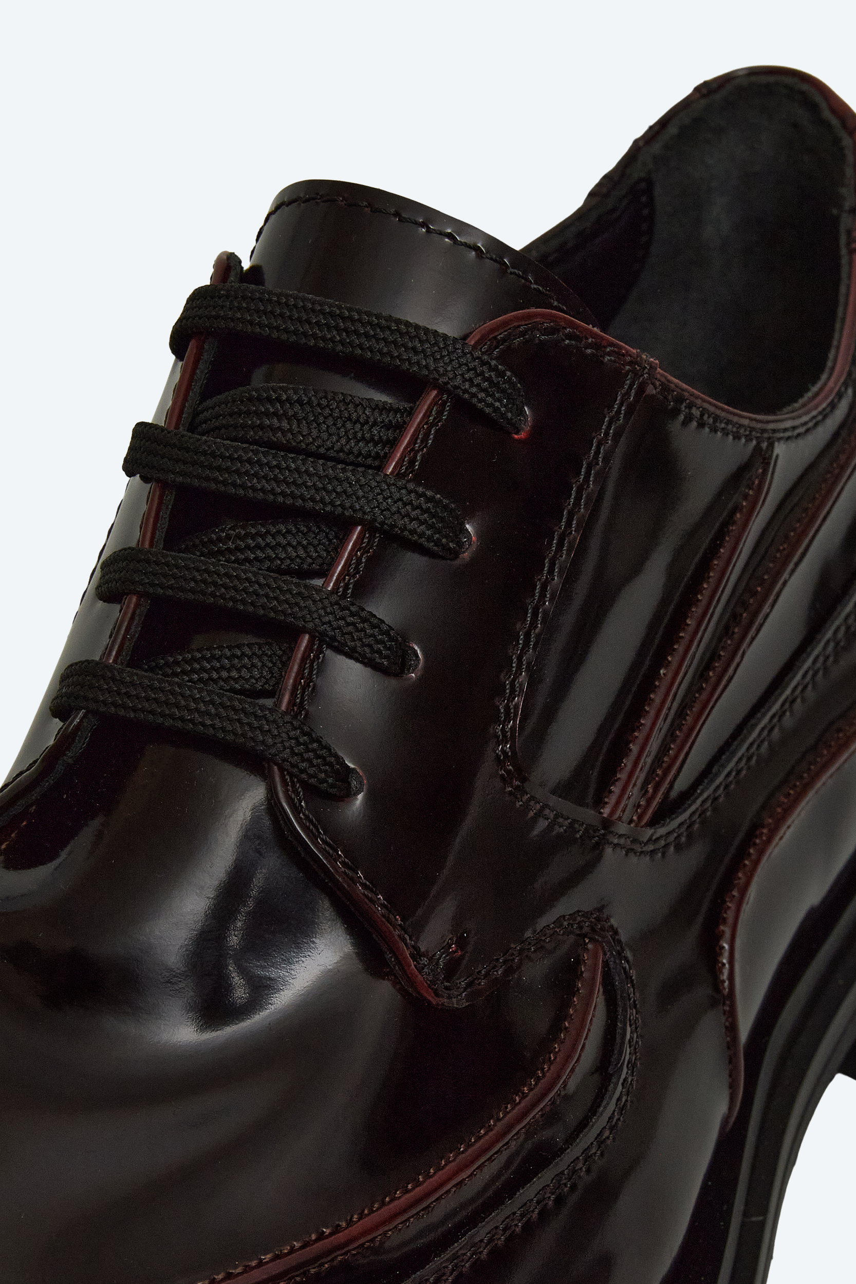 _J.L-A.L_ Tracer Derby J354632-38-Black quarter detail
