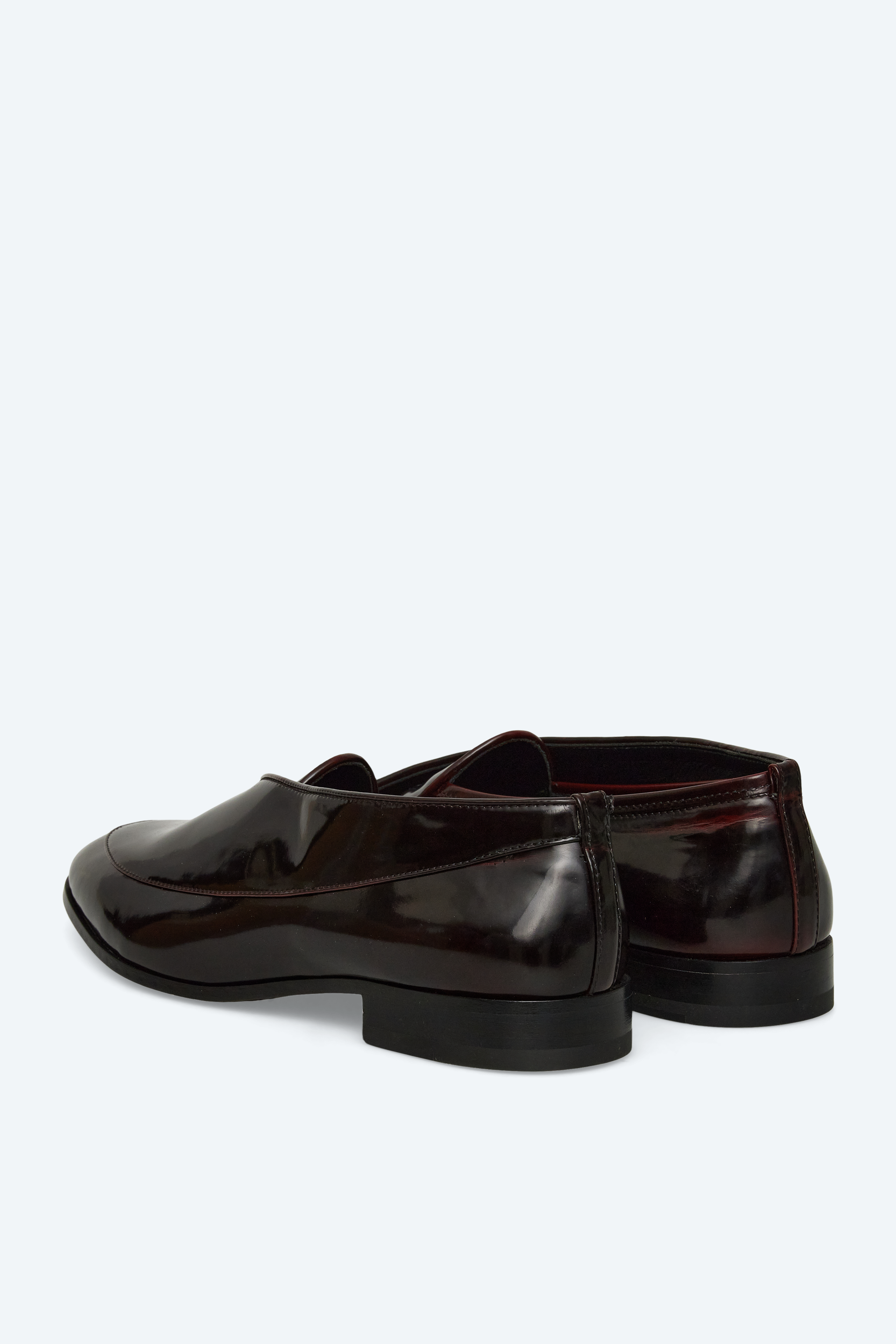 _J.L-A.L_ Shin Loafer J354631-38-Black back 3/4