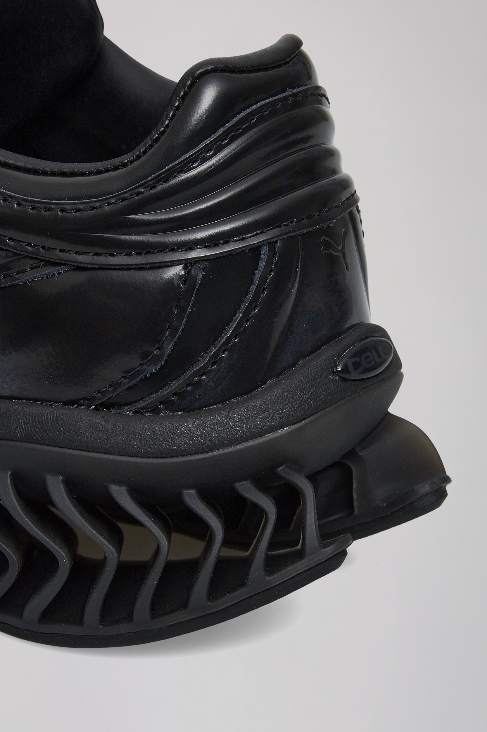 _J.L-A.L_ PUMA x J.L-A.L CELL GEO 1 J349923-4-Black