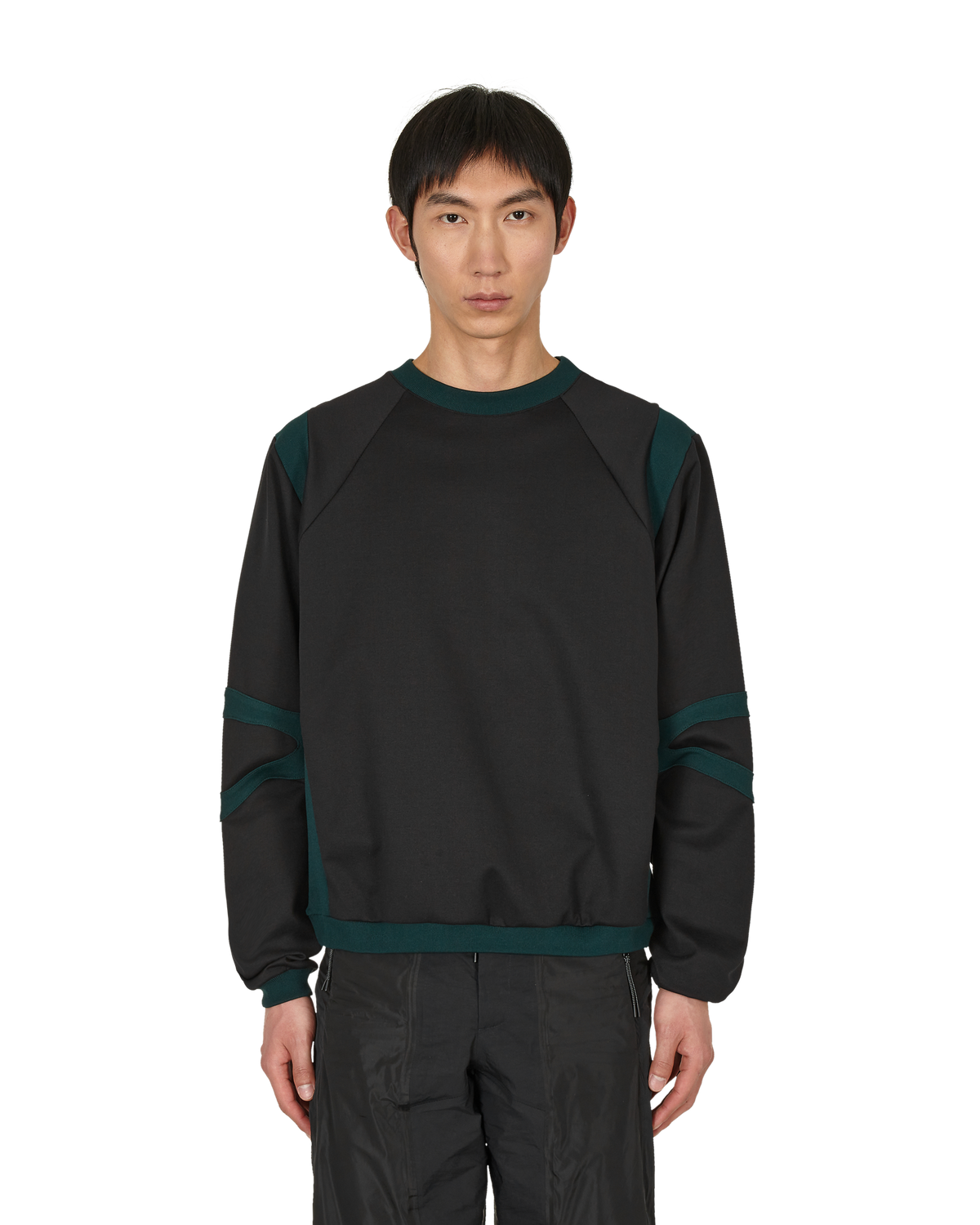 _J.L - A.L_ Orbit Sweater J256218-S-Black front